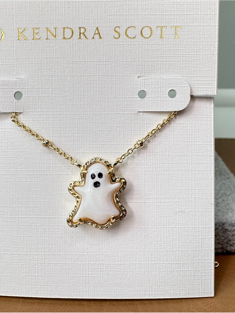 Kendra Scott Gold & White Ghost Pendant Necklace